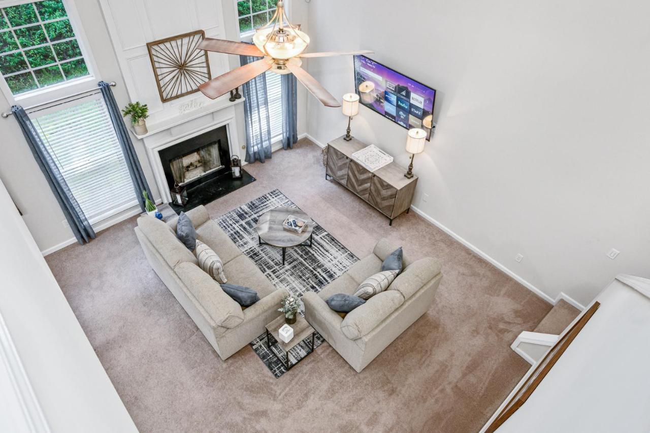 Enjoy This Amazing Home With Porch & Grill Near Dt Вудсток Екстер'єр фото